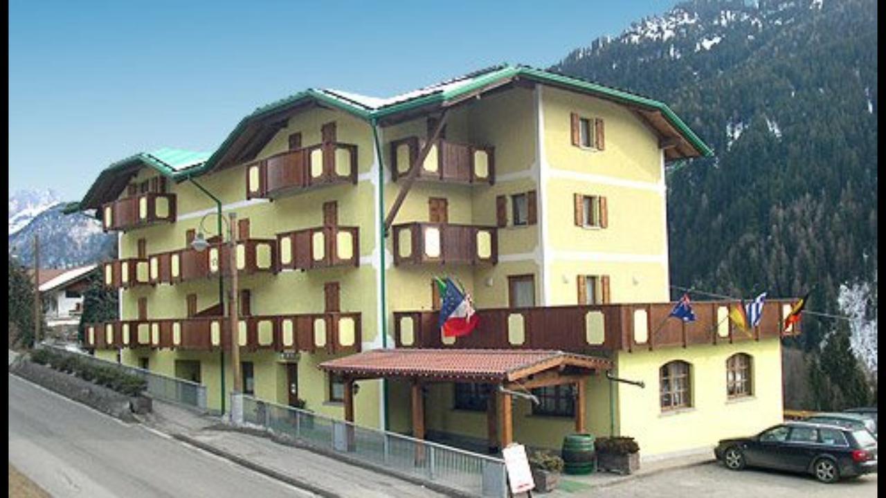 Hotel Tosa Madonna Exteriér fotografie